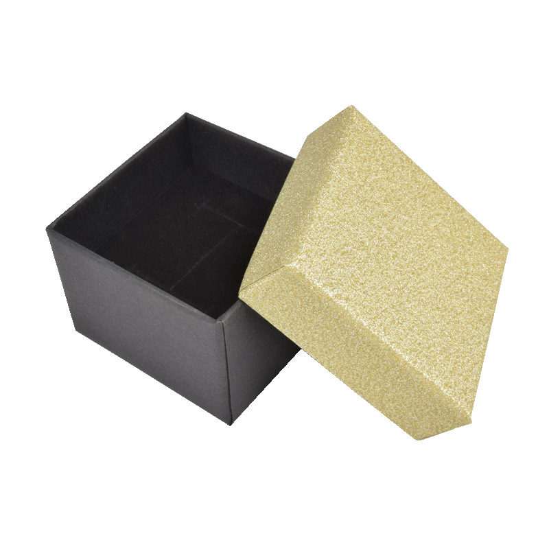 Коробочка Квадратная под колечко, 5х5х3,5 см, Золотистая (UPK-060578)