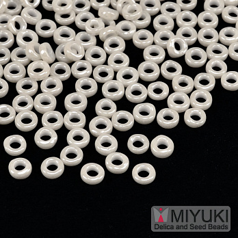 Бисер японский Miyuki Spacer SPR3-600, 3х1,3 мм, Кремовый (BIS-053291)
