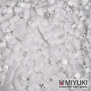 Бисер японский Miyuki HALF TILA №402, 5х2,3 мм, Белый (BIS-053238)