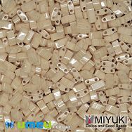 Бісер японський Miyuki HALF TILA №593, 5х2,3 мм, Бежевий (BIS-046077)